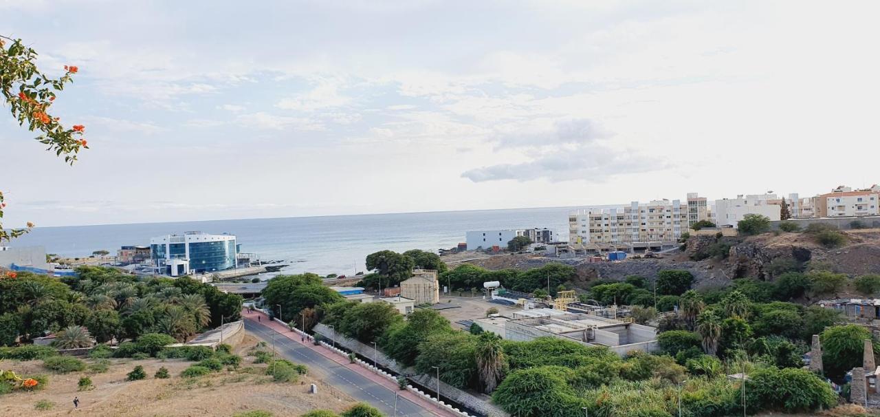 Kelly Guest House Praia Exteriér fotografie