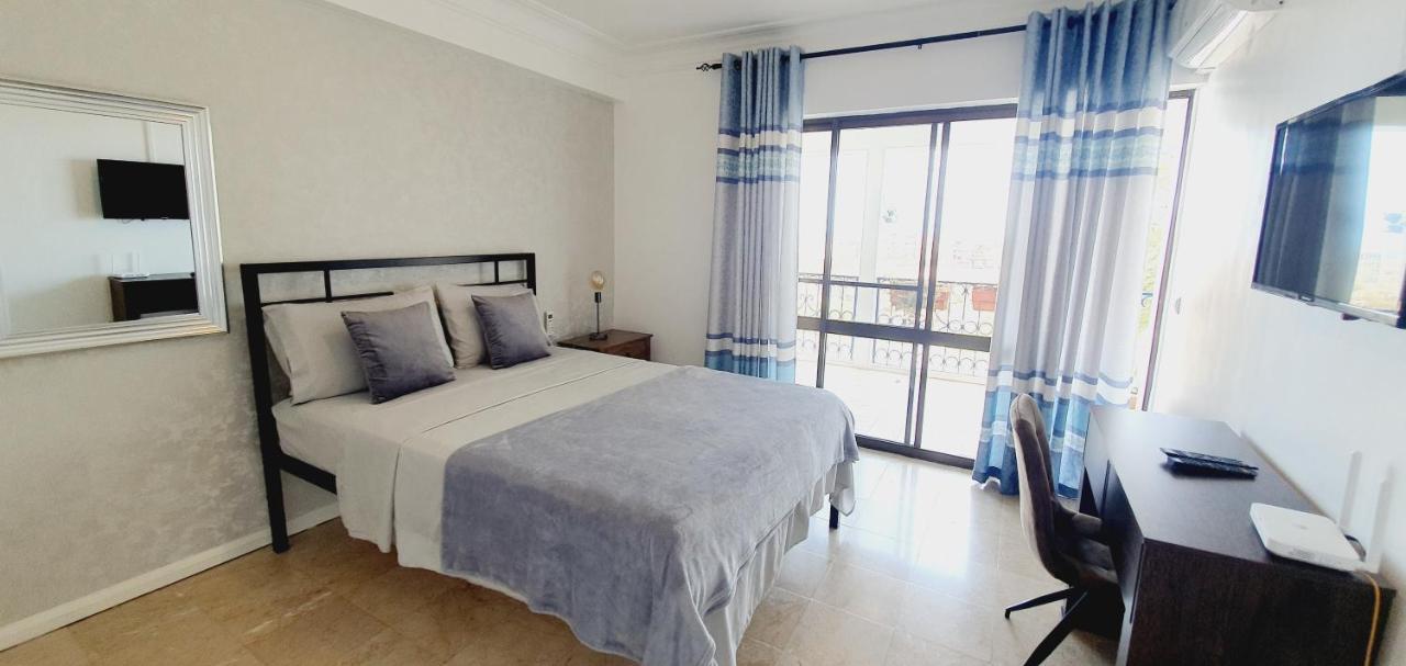 Kelly Guest House Praia Exteriér fotografie