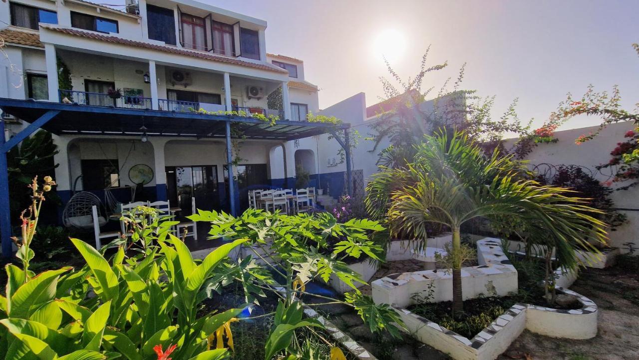 Kelly Guest House Praia Exteriér fotografie